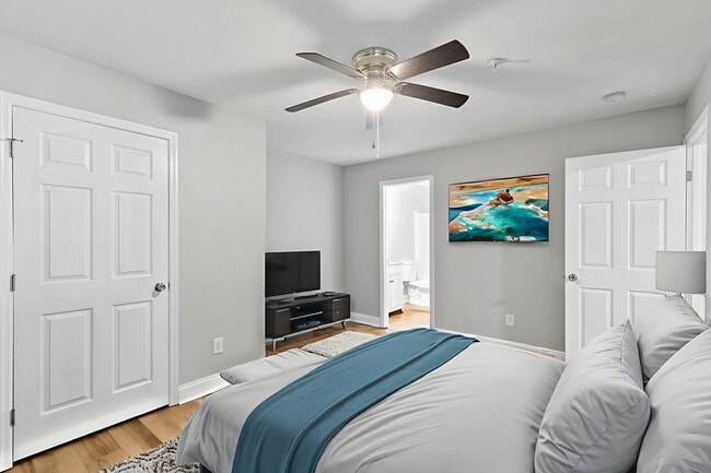 Photo - Crestview Apartments