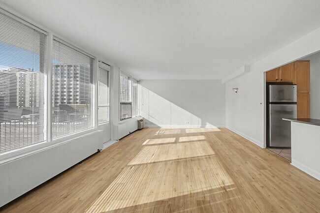 Photo - 1400 N State Pkwy Unidad 8E