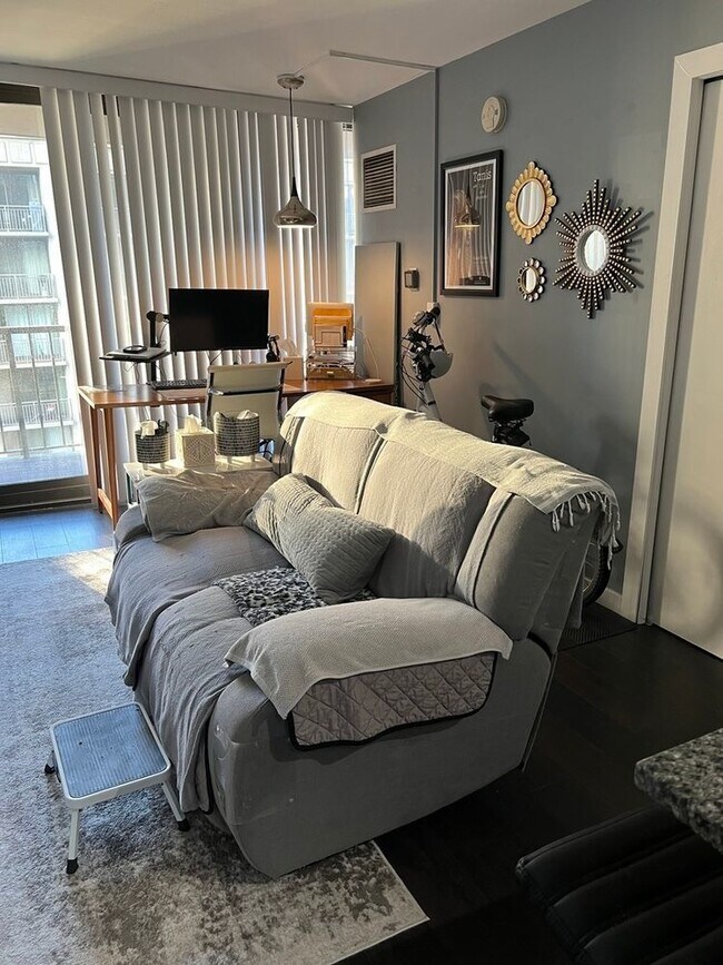 Photo - 10 E Ontario St Unit 2507