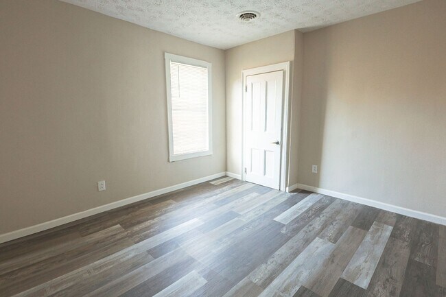 1019 S 8th St Unit B (Upstairs)
