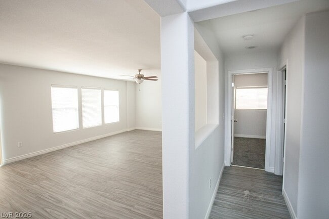 Photo - 6525 Cedar Waxwing St