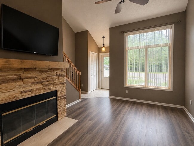 Photo - 9339 Turnberry Alcove