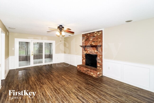 Photo - 8117 S Regis Pl