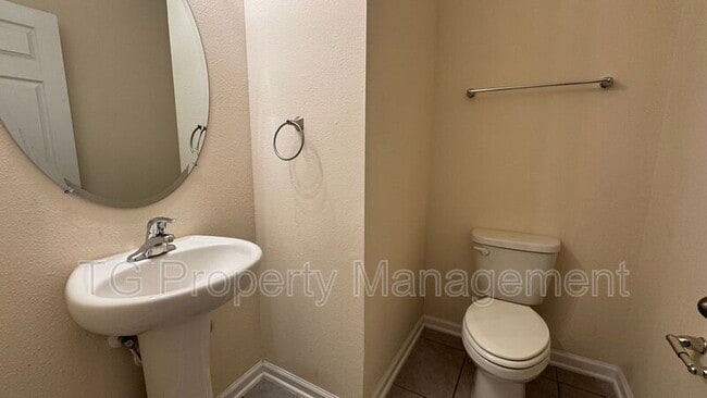 Photo - 443 Coastline Wy