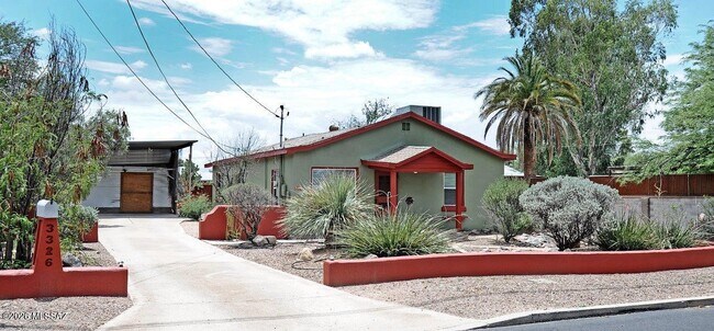 Photo - 3326 E Elida St