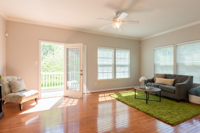 Photo - 1979 Asheville Dr