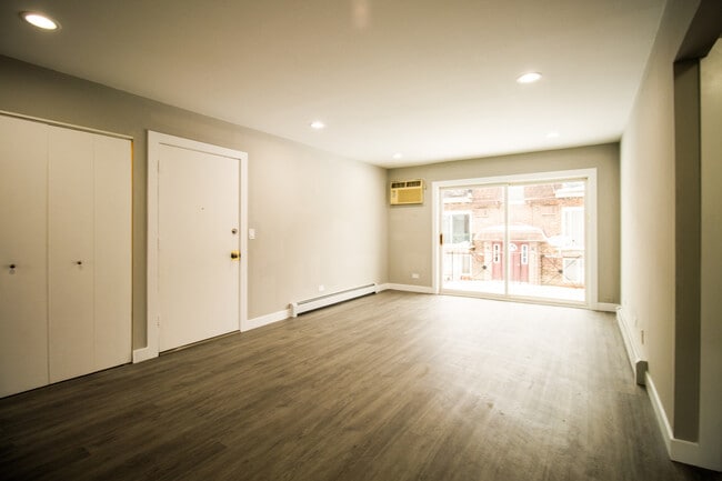 Photo - 10457 Dearlove Rd Unidad 1A