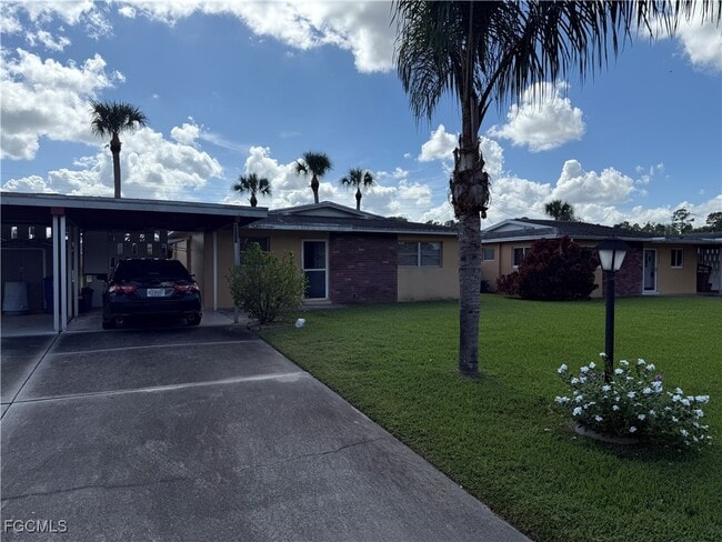 Photo - 2210 E 6th St