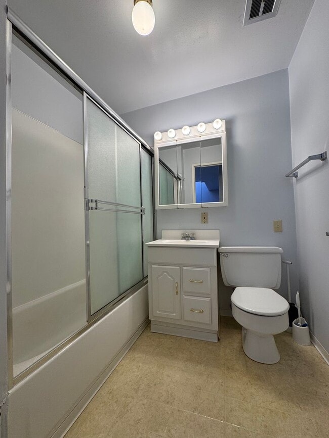 Photo - 410.5 N Pearl St Unit 2