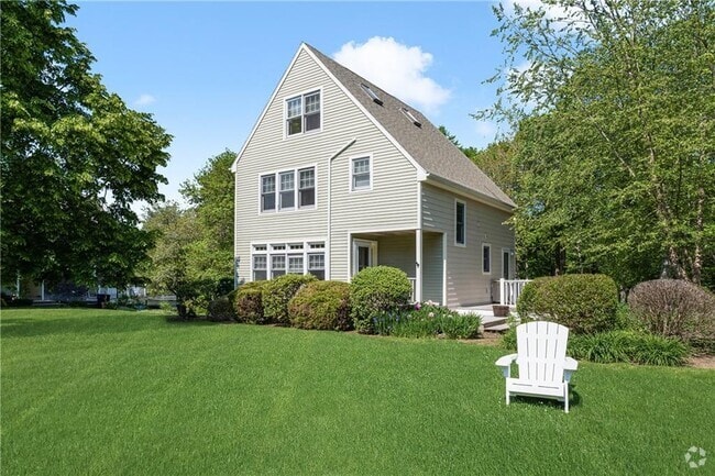Building Photo - 544 Slocum Rd Rental