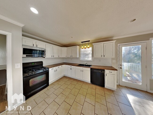 Photo - 3022 Debra Dr