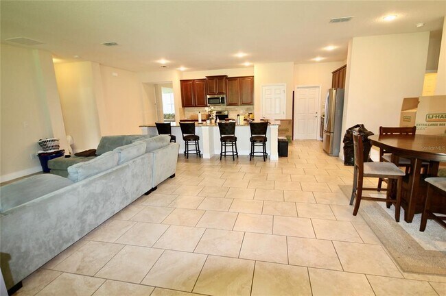 Photo - 1073 Cavan Dr