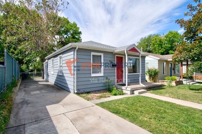 Photo - 566 Stringham Ave