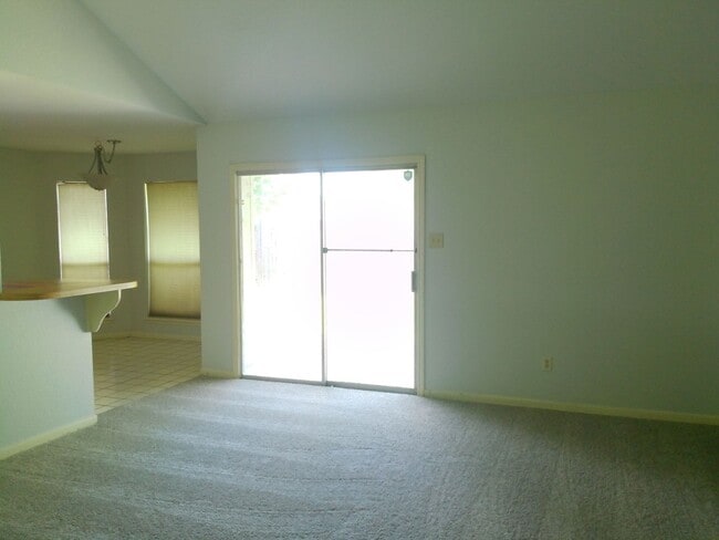 Photo - 2614 Camargo Dr