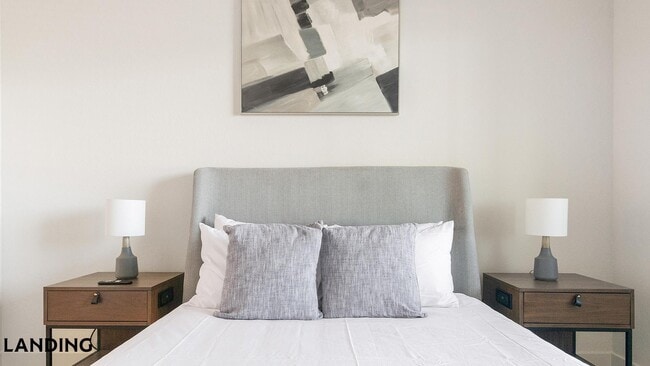 Building Photo - 9650 52nd Ave E