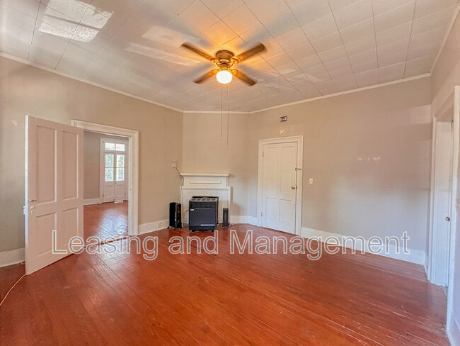 Photo - 7 Bee St Unit B