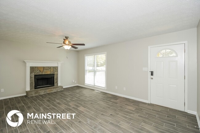 Photo - 333 Oak Landing Cir