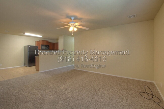 Photo - 5807 N 34th St