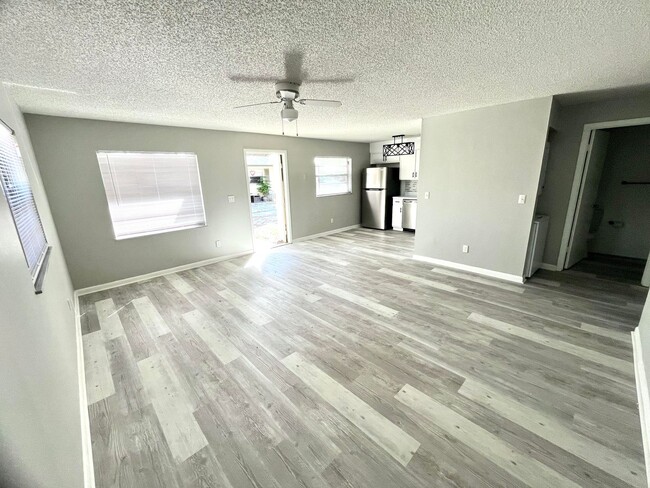 Photo - Canterbury Place