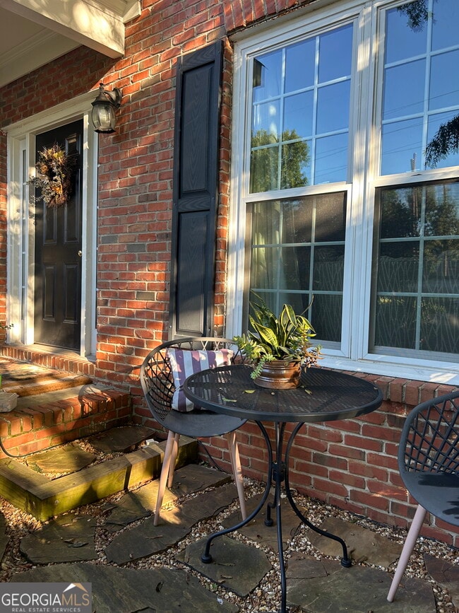 Photo - 1580 Commerce Dr