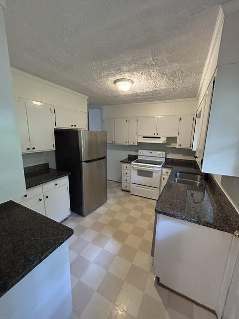 Photo - 2300 Oakland Dr NW