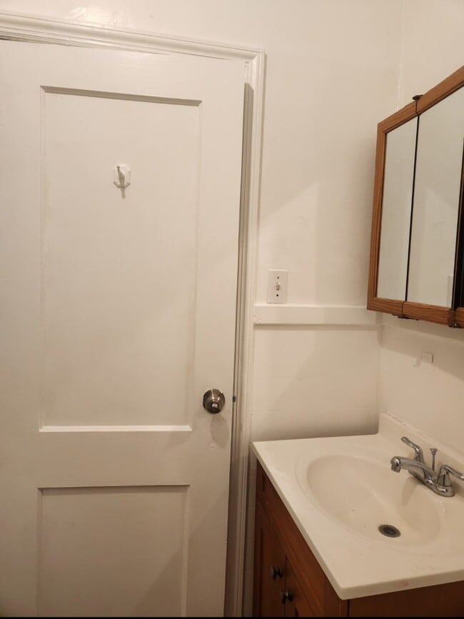 Bathroom - 290 2nd Ave