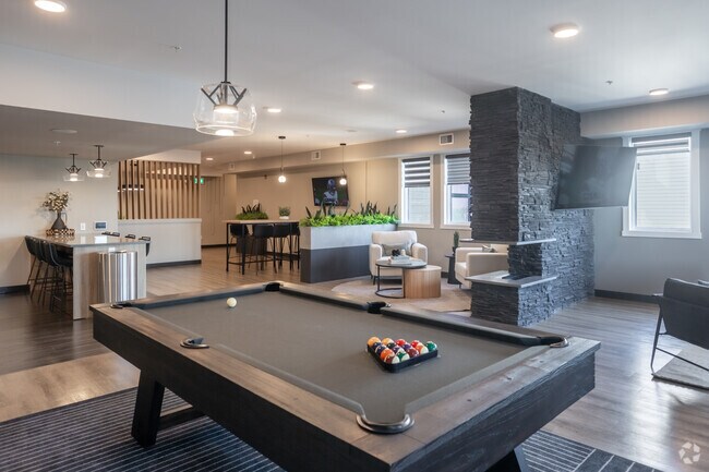 Lounge - Vista Apartments at Edgemont