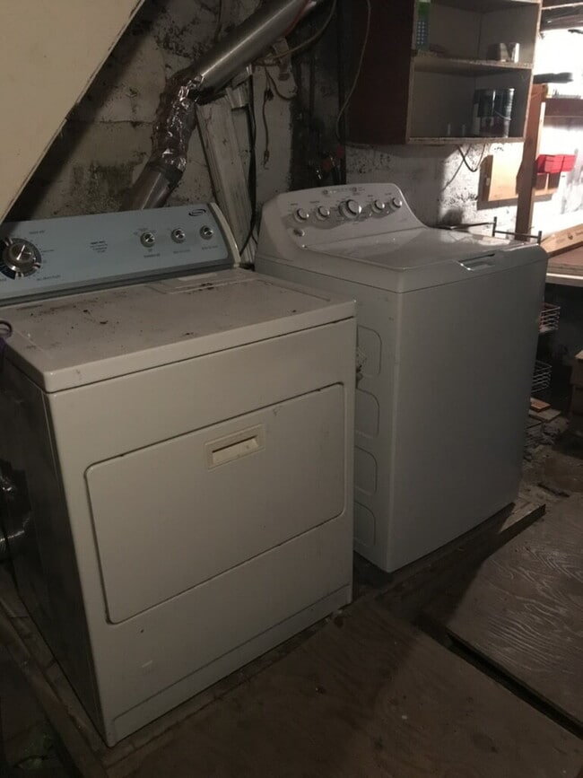 Photo - 2 Bedroom half double in N. end of Wilkes Barre Unit Front