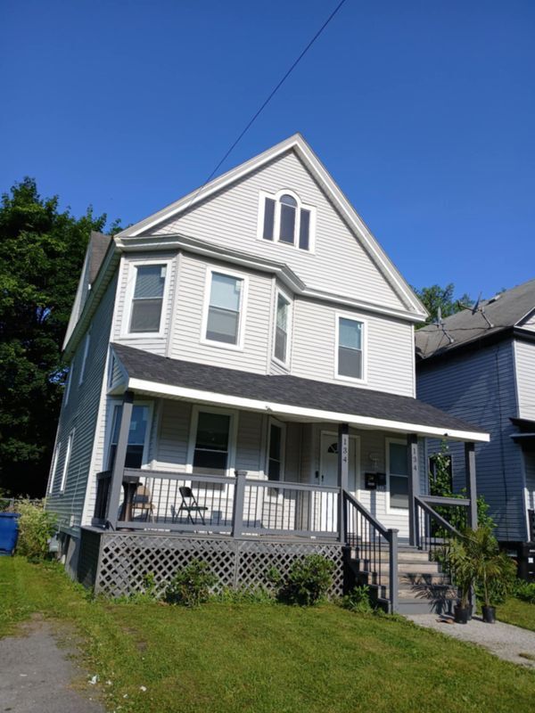 Photo - 134 Richardson Ave House