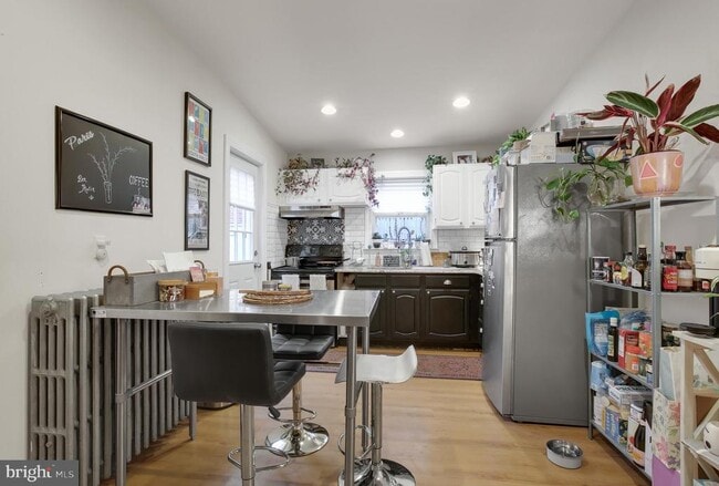 Building Photo - 412 Greenwich St Rental