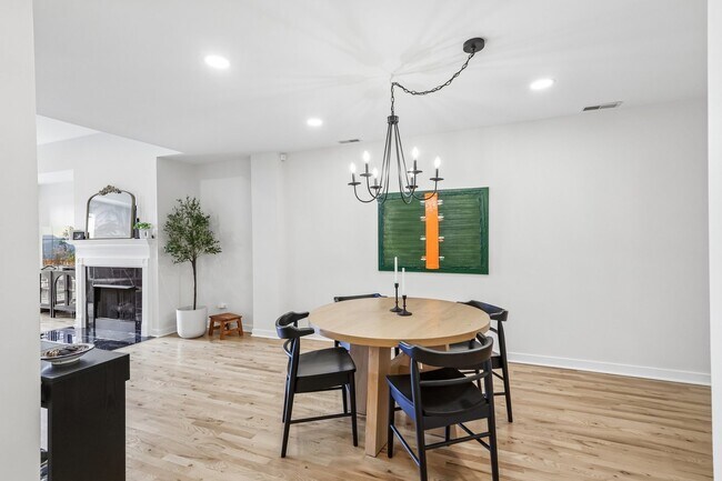Photo - 1515 N Wells St