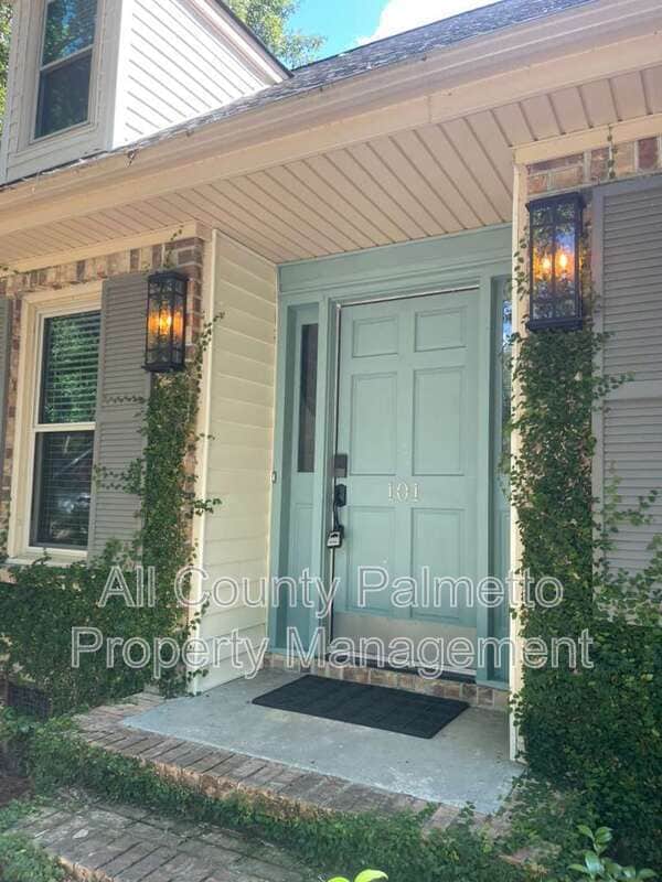 Photo - 101 Huckleberry Ln