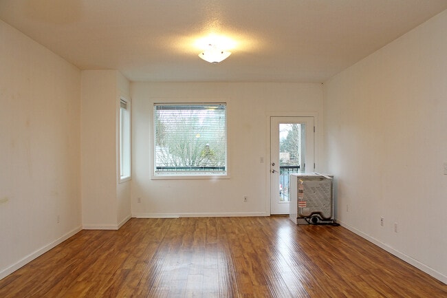 Photo - 1555 N Willis Blvd Unit 5