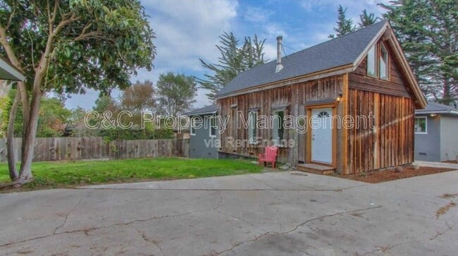 Photo - 1420 Munras Ave Unidad B