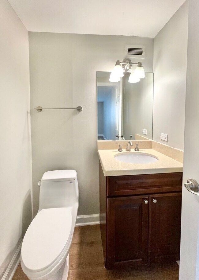 Photo - 1221 N Dearborn St Unidad 603N