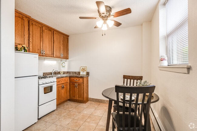 Estudio - 500SF - Modelo - Cocina - Chestnut Arms