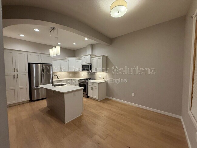 Photo - 3600 Central Ave SE