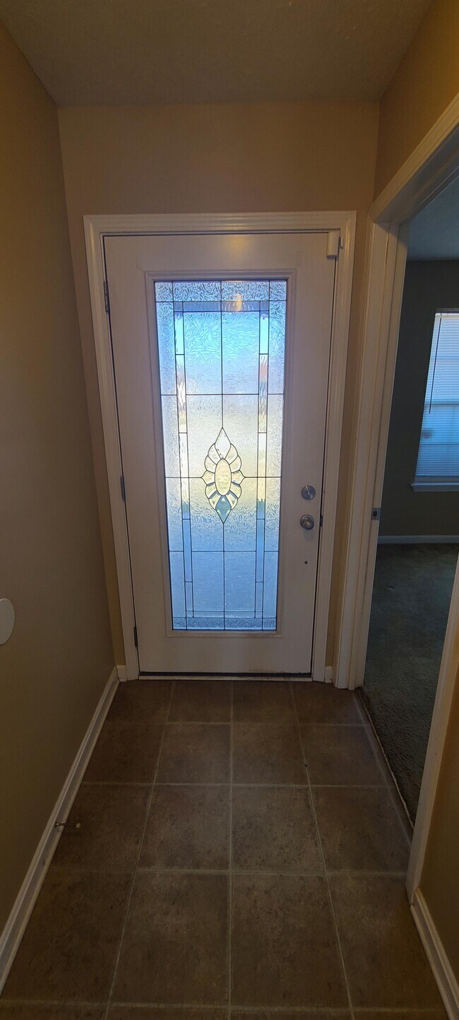 Photo - 2504 Emma Katherine Ln