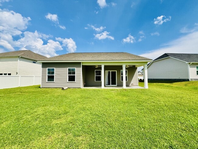 Photo - 464 Honeyhill Lp