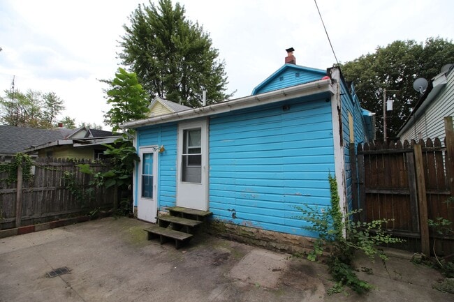 Photo - 1333 Peck St