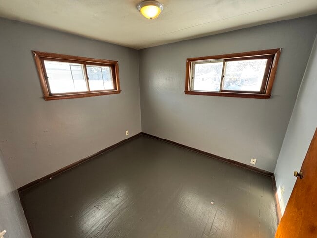 Photo - 5827 N 65th St