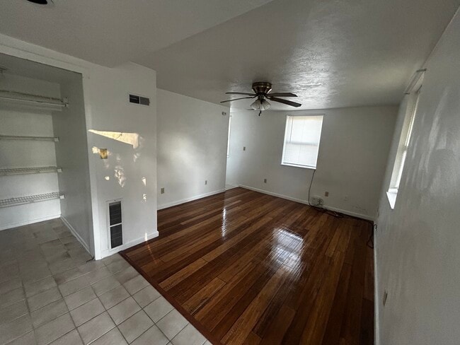 Photo - 106 Lynnwood Ave Unit Floor 0