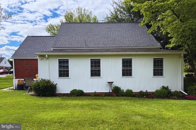 25 Valley Rd