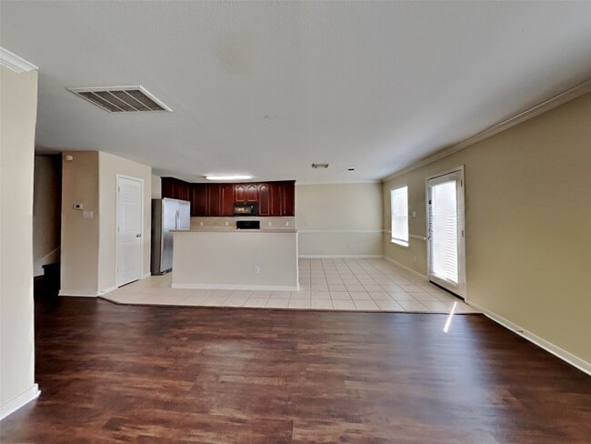 Photo - 8310 Wainwright Way