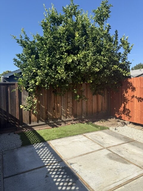 Photo - "Charming Studio Retreat in San Jose: Cozy 400 Sq Ft Haven with Full Bath!" Full Kitchen, Heater... Unit 2