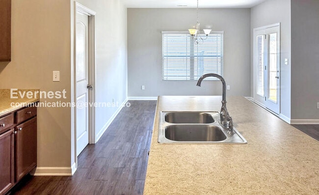 Photo - Limited Time Special Offer! 3 Bed, 2 Bath Home with Garage / Pet-Friendly / Vouchers Accepted / A...