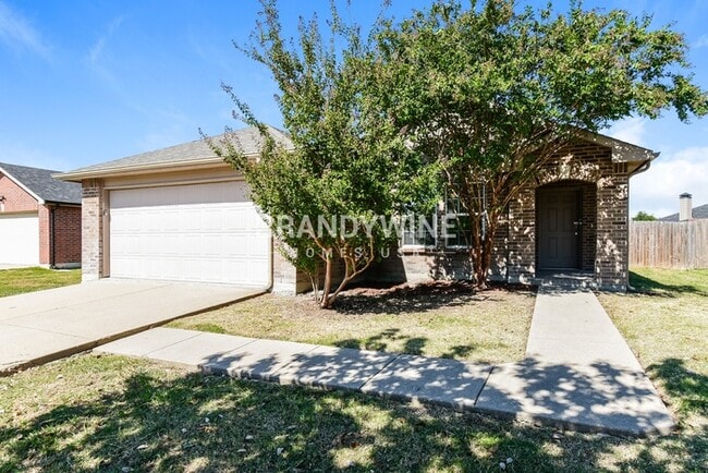 Photo - 411 Silver Leaf Dr