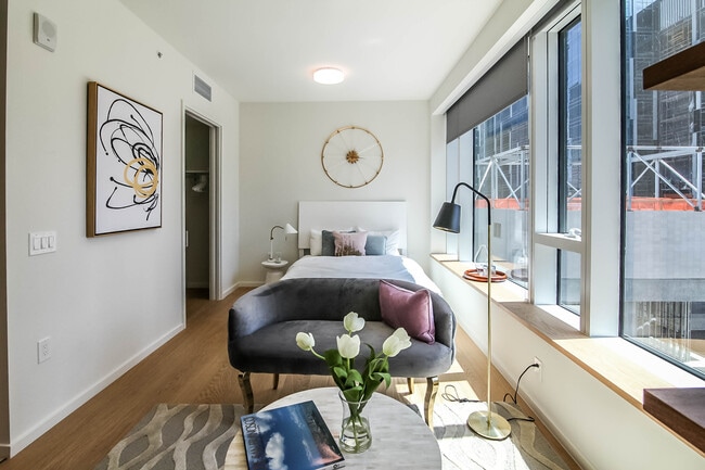 Photo - 889 Francisco St Unit 905