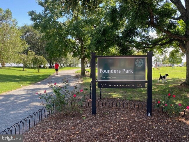 Photo - 310 Prince St