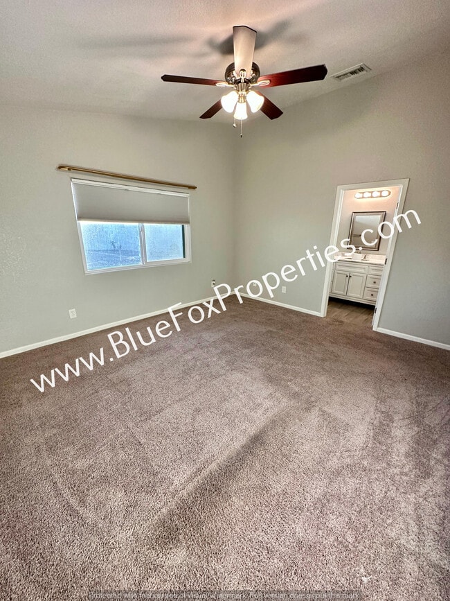 Photo - 13201 N Classic Overlook Ct